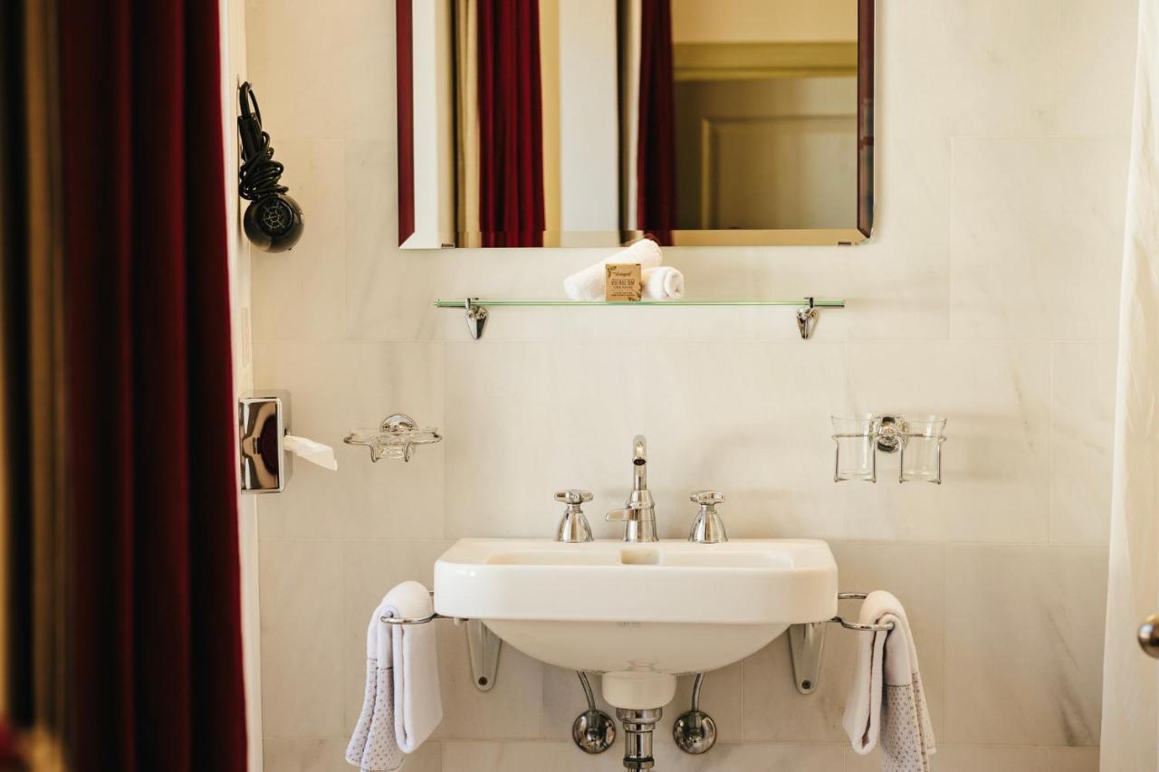 Historic Hotel Albrici Poschiavo Zimmer foto